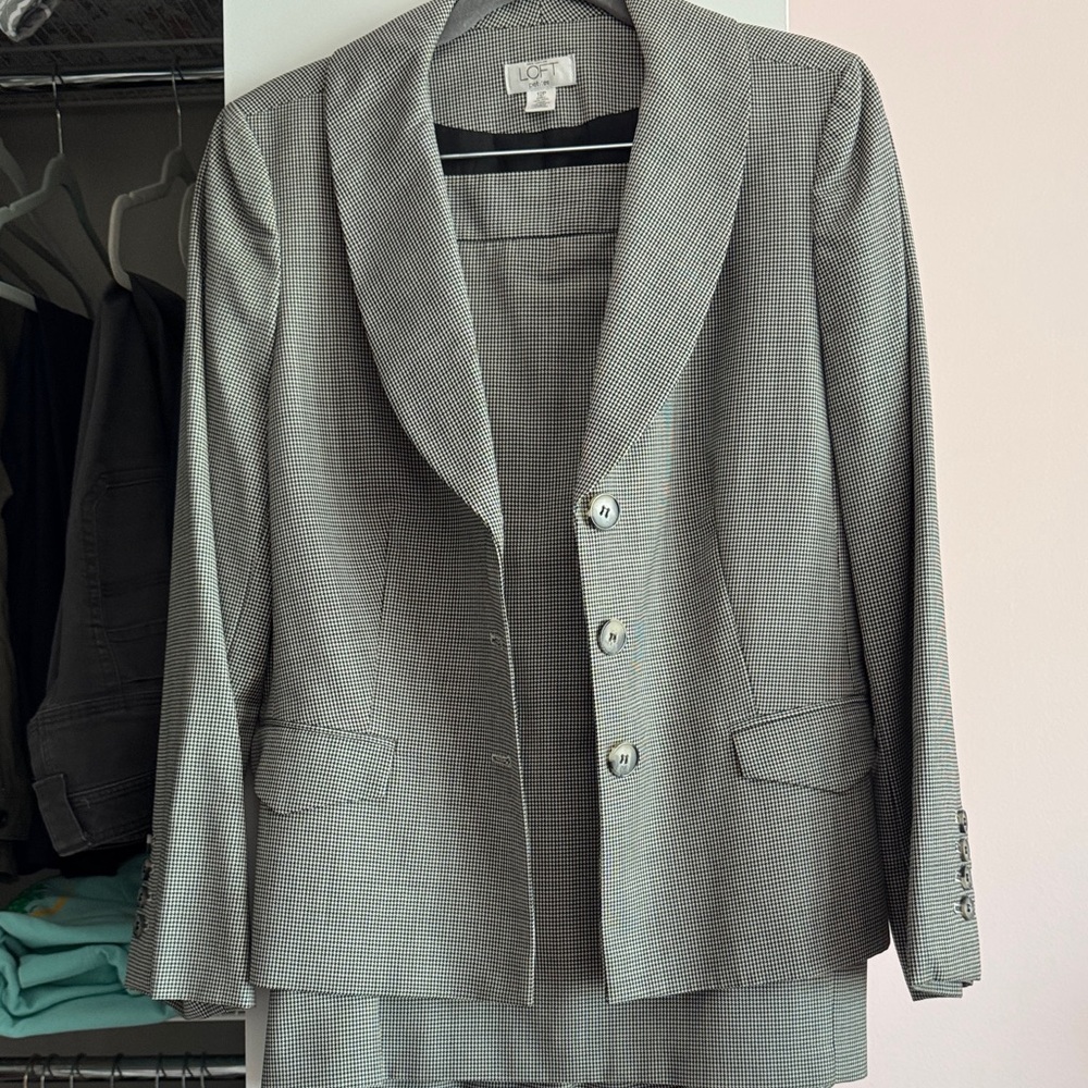 LOFT Black and White Micro-Houndstooth Women's Blazer and Skirt Suit